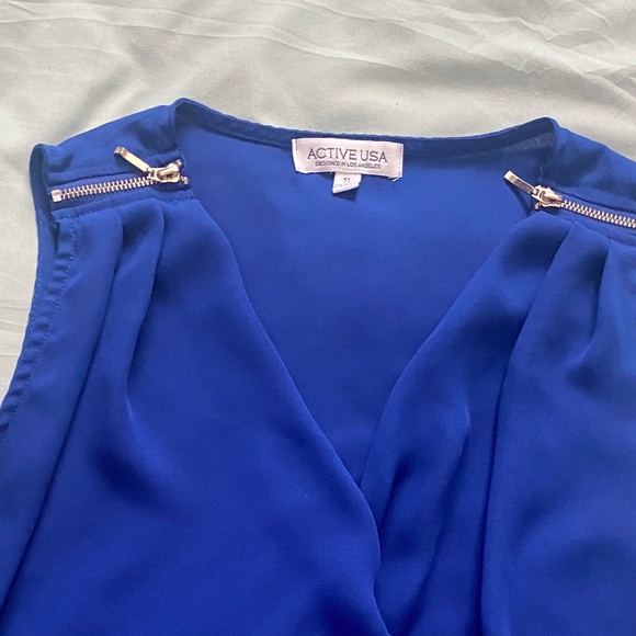 Royal Blue Sleeveless Shirt - Picture 3 of 3